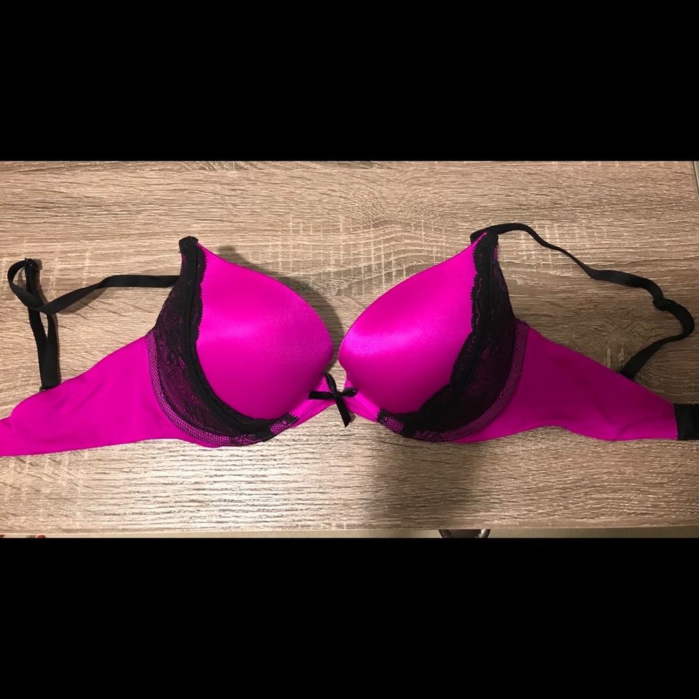 Victoria’s Secret Very Sexy Push Up Bra